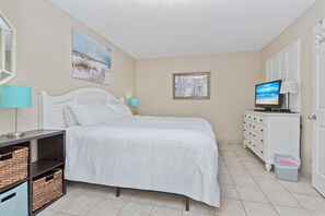 1 dormitorio, tabla de planchar con plancha, wifi gratis y ropa de cama