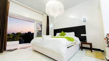 Kamar Double atau Twin, balkon, pemandangan kota