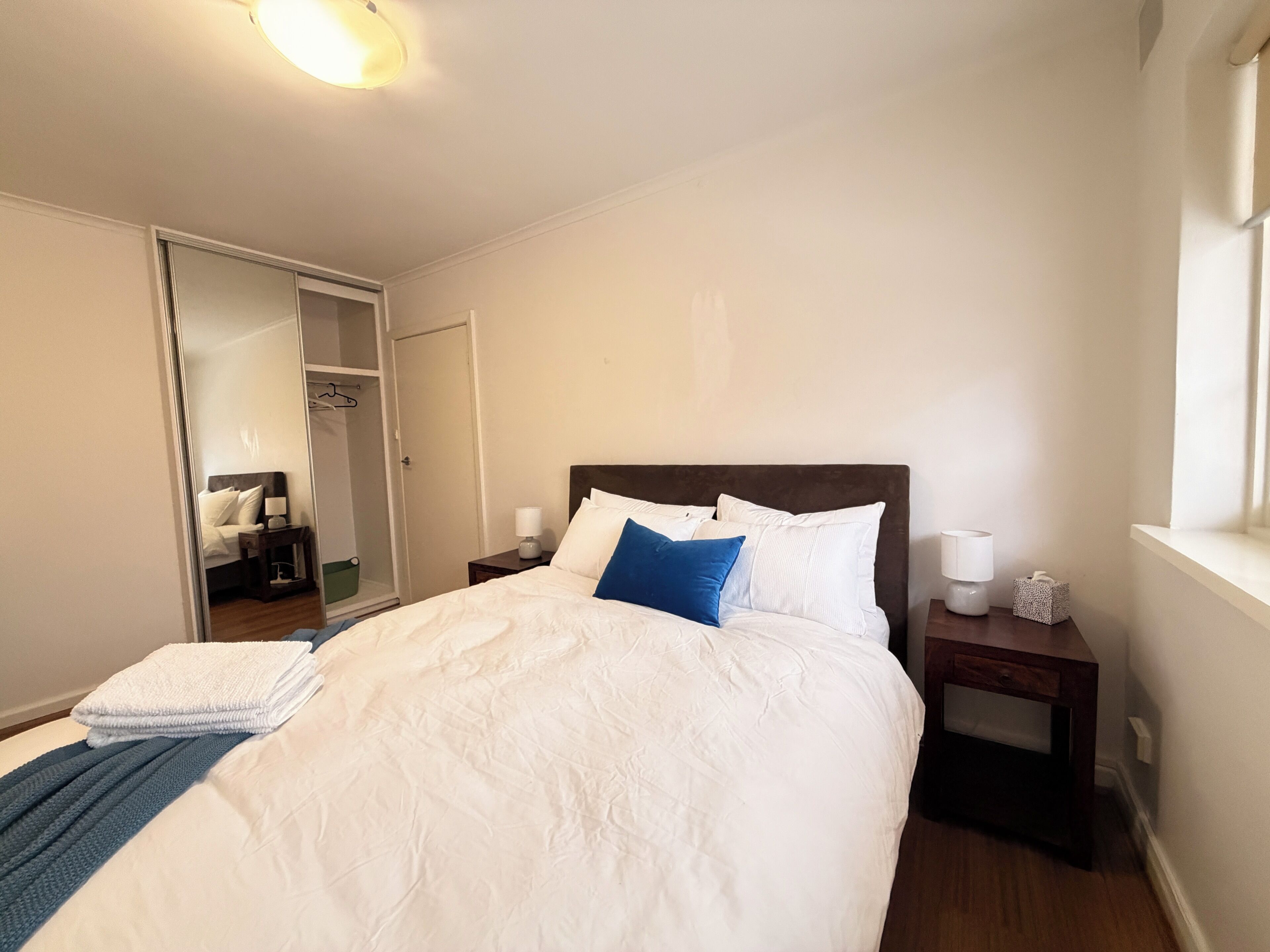 2 bedrooms, iron/ironing board, free WiFi, bed sheets