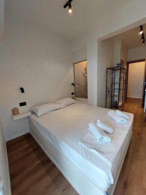 Standard Double or Twin Room, Balcony, Sea View - Chavalon Apartments (Kalyves)