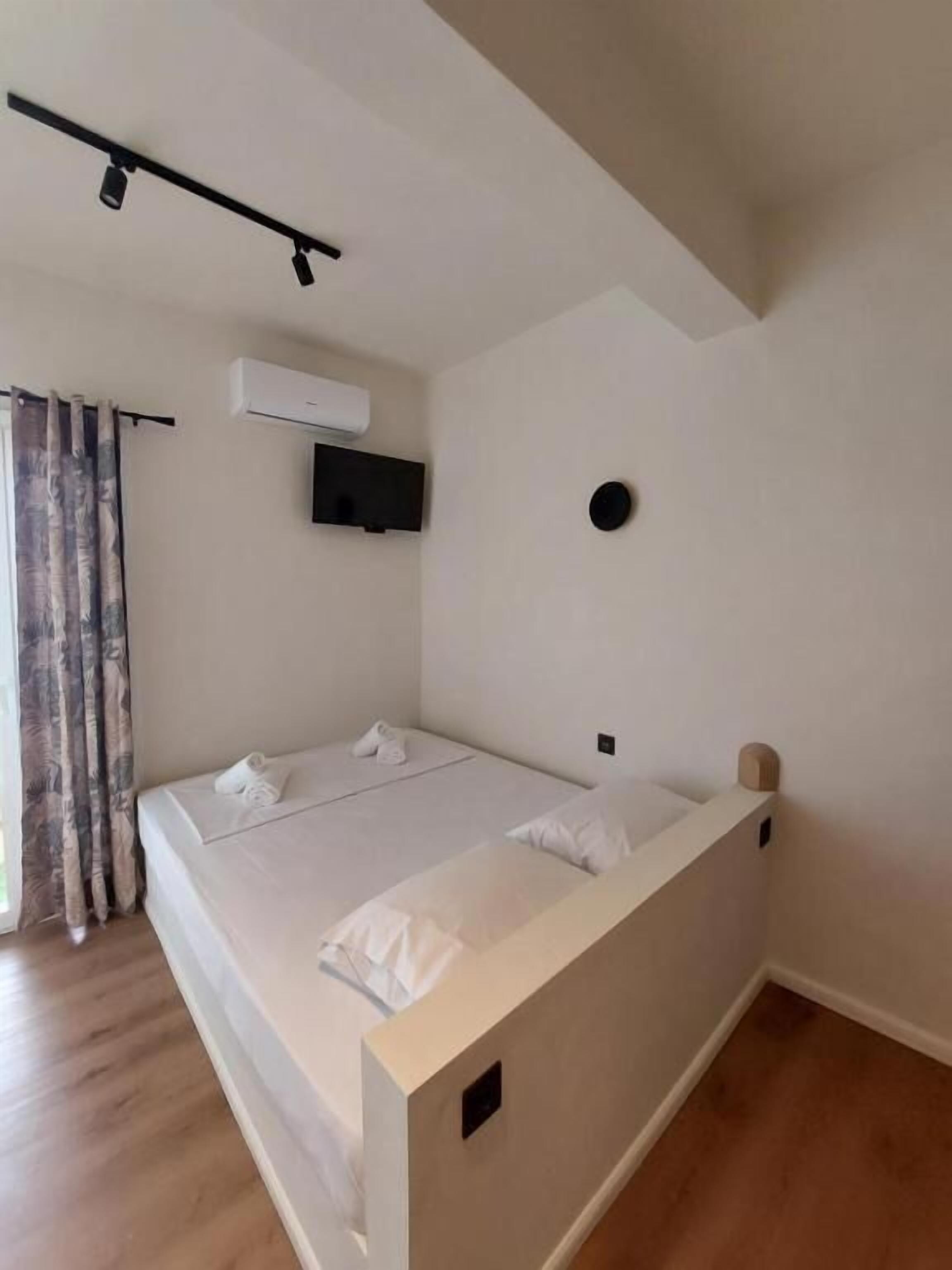 Standard Double or Twin Room, Balcony, Sea View