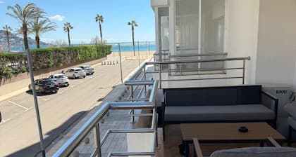 Apart.1st line of the Sea-Terrace-Pool-Pet friendly