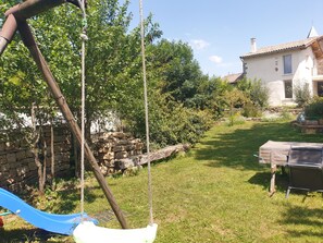 Children's area - Beautiful house (Le Clapier)