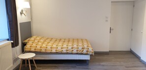 2 Schlafzimmer, Bügeleisen/Bügelbrett, WLAN