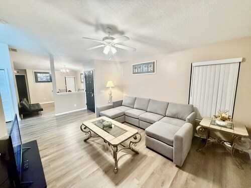 Grand Deluxe Palms 3BR Condo near Disney
