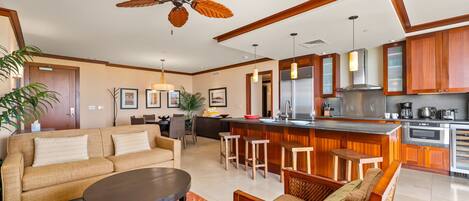 Villa, Multiple Beds, Lanai, Ocean View (Hale Alani) | Living area