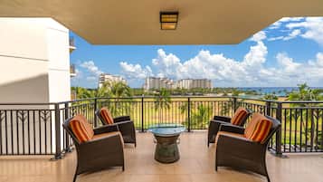Villa, Multiple Beds, Lanai, Ocean View (Hale Alani) | Terrace/patio