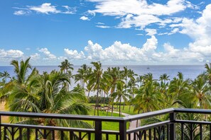 Villa, varias camas, lanai, vista al océano (Hale Alani) | Áreas de la propiedad