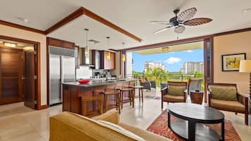 Villa, Multiple Beds, Lanai, Ocean View (Hale Alani) | Interior