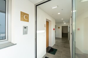 Interior - Atlantic Heights II by Mill Escapes (Estreito Câmara de Lobos)