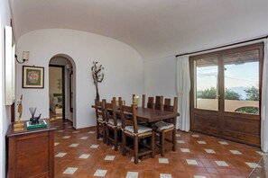 Dining - Vrbo Property (Anacapri)