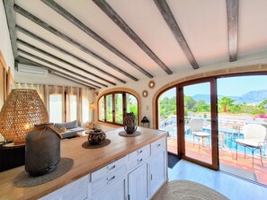 Interior - Holiday Home 'Villa Nigella - Montgó Area' with Shared Pool, Wi-Fi & Air Conditioning (Jávea)