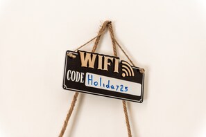 Interior detail - Holiday House Annunziata 2 Apartment with Balcony, Wi-Fi and Air Conditioning (Termini Imerese)