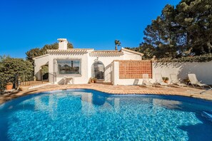 Pool - Holiday Home 'Portitxol Bellavista' with Sea View, Wi-Fi and Air Conditioning (El Tosalet)