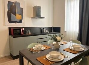 Dining - Vrbo Property (Pioltello)