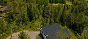 Chalet Mont-Tremblant | Spa - River - Game Room