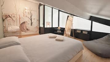 2 bedrooms, desk, free WiFi, bed sheets