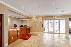 Lobby - Econo Lodge Inn and Suites Douglasville, GA (Douglasville)