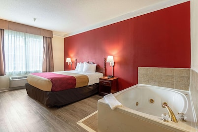 Econo Lodge Inn & Suites Douglasville