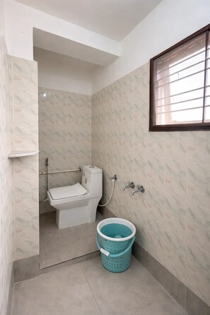 Comfort-dobbeltværelse - byudsigt | Badeværelse