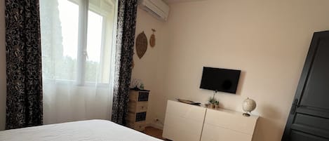 4 chambres, fer et planche Ă repasser, Wi-Fi