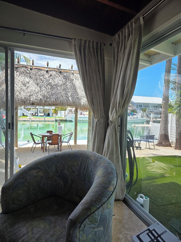 Interior - Reel-axing 2-bedroom house with large dock in Key Colony Beach (Key Colony Beach)