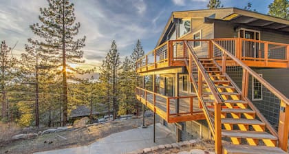 Tahoe Nirvana Mountain Views