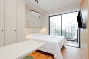 遮光布/窗簾、熨斗/熨衣板、免費無線上網