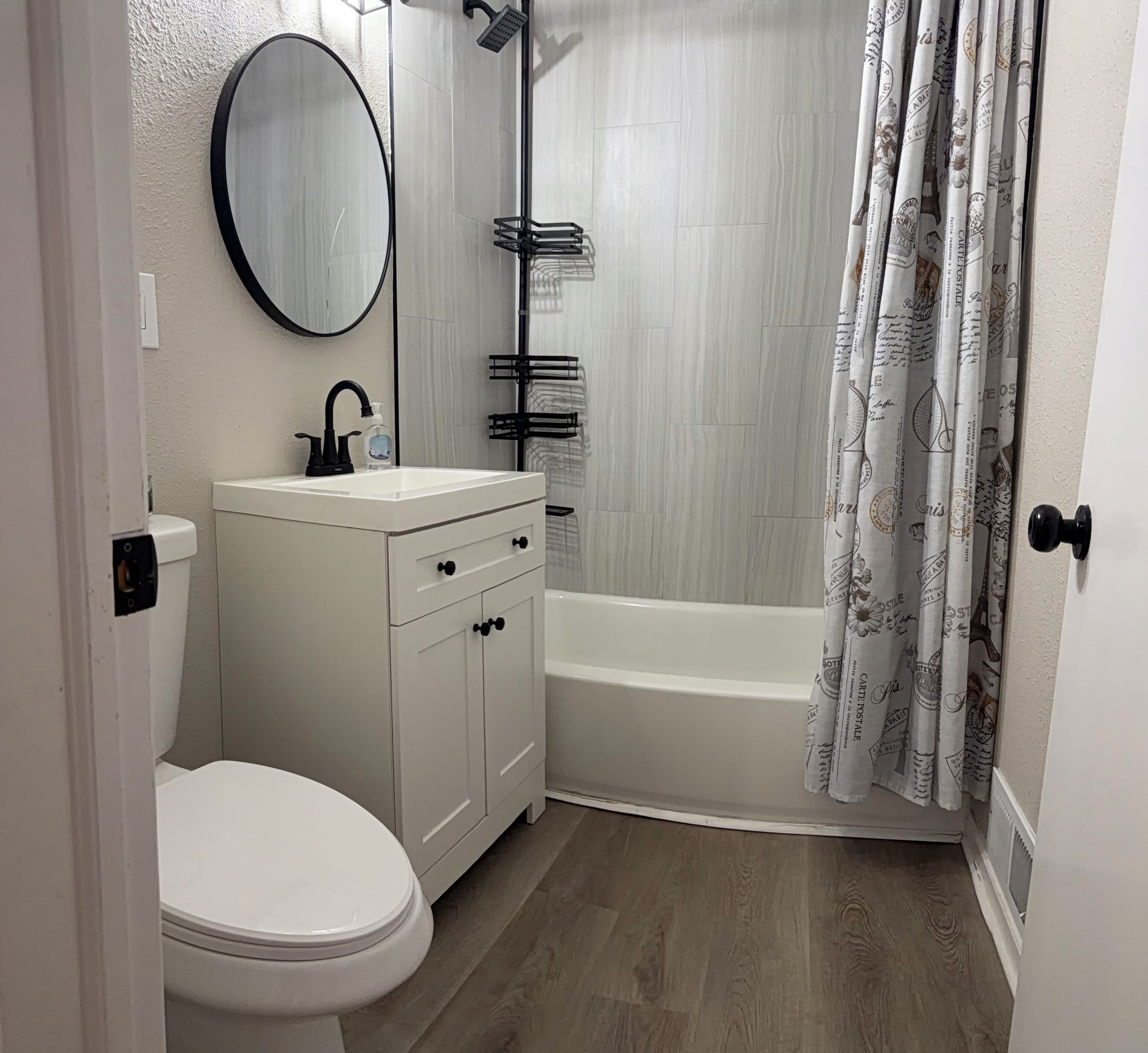 Shower, towels, soap, toilet paper