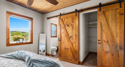 Zebra Ranch 150 Guest Venue Lodging Mtn Vu Farm