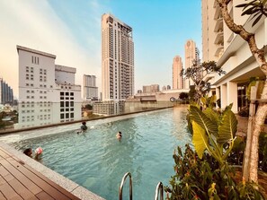 Outdoor pool - Quill Residences By Happy Stay (Kuala Lumpur)