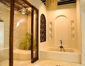 Apartment | 5 bedrooms - Lamu Coastal Villa Near Beach Private Pool - 2353 (Lamu)