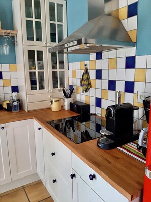 Private kitchen - Comfortable vacation house a few steps from the ocean in Hourtin-Plage (Hourtin)