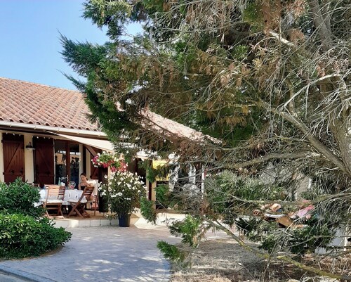 Comfortable vacation house a few steps from the ocean in Hourtin-Plage