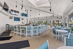Bar (on property) - 5BR house at Windsor Cay resort, clermont (Clermont)