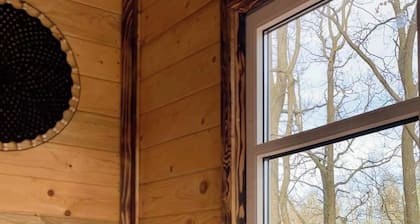 Treehouse Barn - Leśna Przystań