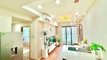 Luxury Apartment, Balcony, Garden View | WiFi (free)