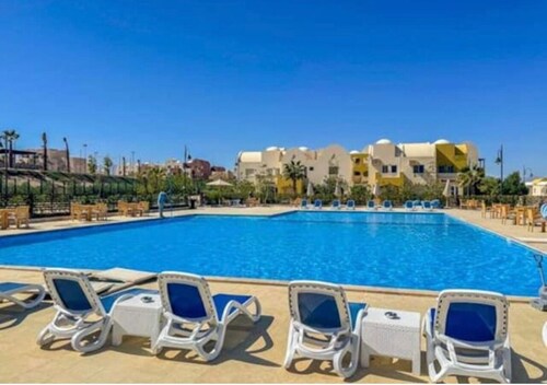 Tony's Dome Makadi Heights