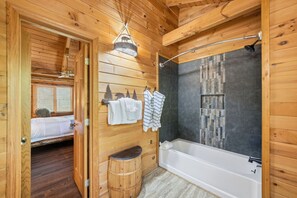 Hair dryer, towels - Be Still | MTN Views, Hot Tub, Grill, Fireplace! (Sevierville)
