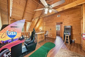 Games room - Be Still | MTN Views, Hot Tub, Grill, Fireplace! (Sevierville)