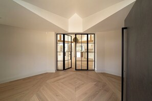 Interior - Secluded 5-Bed Luxury Retreat | Peaceful Countryside Escape (Radnage)