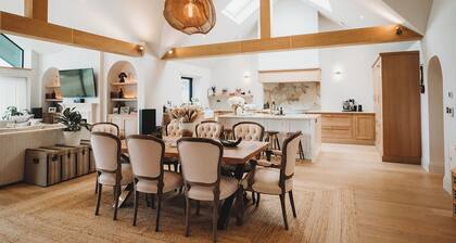 Secluded 5-Bed Luxury Retreat | Peaceful Countryside Escape