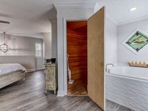 2 bedrooms, iron/ironing board, WiFi, bed sheets - Tranquility Skies | MTN View, Sauna, Jacuzzi, MORE (Gatlinburg)