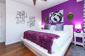 5 habitaciones, tabla de planchar con plancha, wifi y ropa de cama 