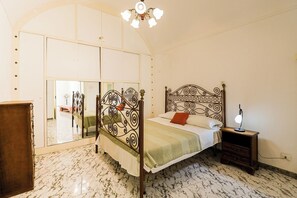 2 habitaciones, wifi gratis y ropa de cama 