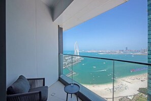Property grounds - Exceptional high floor 3bed apartment by Suiteable (Dubai)