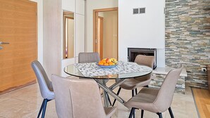 Dining - Adriatica by Interhome (Starigrad-Paklenica)