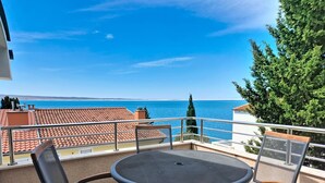 Outdoor dining - Adriatica by Interhome (Starigrad-Paklenica)