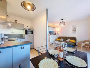 Kitchen / Dining Room - Dunes de Nauzan by Interhome (Vaux Sur Mer)