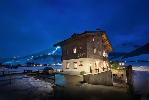 Apartment 'Stella Alpina' with Lake View, Shared Garden and Wi-Fi